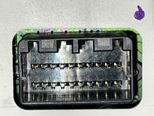 Load image into Gallery viewer, INFO-GPS SCREEN Mitsubishi Endeavor Galant 2006 06 - NW422978