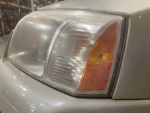 Load image into Gallery viewer, HEADLIGHT LAMP ASSEMBLY Mitsubishi Endeavor 04 05 06 07 08 Left - NW422972