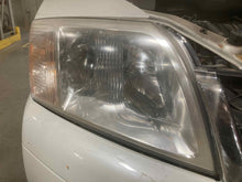 Load image into Gallery viewer, HEADLIGHT LAMP ASSEMBLY Mitsubishi Endeavor 04 05 06 07 08 Right - NW422973