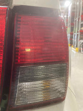 Load image into Gallery viewer, TAIL LIGHT LAMP ASSEMBLY Endeavor 2006 06 2007 07 2008 08 Right - NW423093