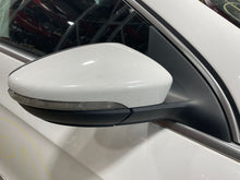 Load image into Gallery viewer, DOOR MIRROR POWER REMOTE Volkswagen CC 2013 13 2014 14 Right - NW423266