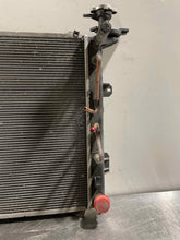 Load image into Gallery viewer, Radiator Hyundai Genesis 2011 - NW132168