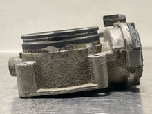 Load image into Gallery viewer, THROTTLE BODY Cayman Panamera Cayenne 2007 07 08 09 10 11 12 13 14 - NW426996