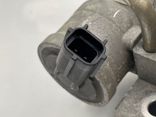 Load image into Gallery viewer, THROTTLE BODY Mazda Miata 1999 99 00 01 02 03 - 05 Auto - NW178289