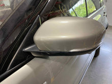 Load image into Gallery viewer, Side View Door Mirror Land Rover Evoque 2013 - NW423817