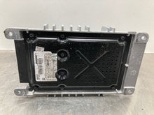 Load image into Gallery viewer, Radio Audi TT 2003 - NW424617