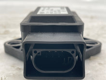 Load image into Gallery viewer, Stability control module Saab 9-5 2002 02 03 04 05 - 09 - NW37427