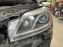 Load image into Gallery viewer, HEADLIGHT LAMP ASSEMBLY Gl350 Gl450 Gl550 GL63 AMG 13-16 Left - NW424504