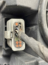 Load image into Gallery viewer, HEADLIGHT LAMP ASSEMBLY Gl350 Gl450 Gl550 GL63 AMG 13-16 Right - NW424505