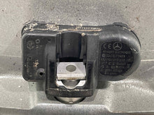 Load image into Gallery viewer, WHEEL RIM Gl350 Gl450 Gl550 GL63 AMG 13-16 20x8-1/2 - NW424827