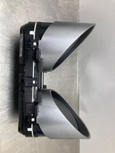 Load image into Gallery viewer, Speedometer Cluster Hyundai Tucson 2015 - NW424691