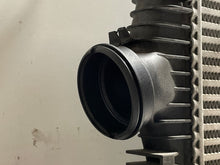 Load image into Gallery viewer, Intercooler SAAB 9-5 2011 - NW106376