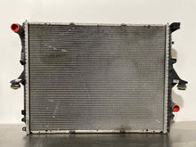Load image into Gallery viewer, RADIATOR Audi Q7 2007 07 2008 08 2009 09 2010 10 - NW131924