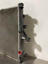 Load image into Gallery viewer, RADIATOR Audi Q7 2007 07 2008 08 2009 09 2010 10 - NW131924