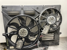 Load image into Gallery viewer, RADIATOR FAN ASSEMBLY Audi Q7 2007 07 2008 08 2009 09 2010 10 - NW63682