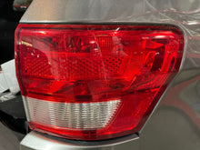 Load image into Gallery viewer, Tail Lamp Light GRAND CHEROKEE 2013 - NW425410