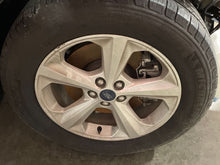 Load image into Gallery viewer, WHEEL RIM Ford Edge 2015-2020 18x8 ALUM 18x8, 5 lug, 4-1/4" - NW425461