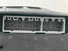 Load image into Gallery viewer, Speedometer Cluster Dodge 300C 2005 - NW426167
