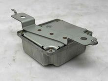 Load image into Gallery viewer, Transfer Case Computer FX35 FX45 2003 03 2004 04 2005 05 06 07 08 - NW31431