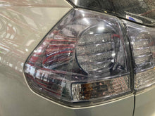 Load image into Gallery viewer, Tail Lamp Light LEXUS RX400H 2008 - NW426700