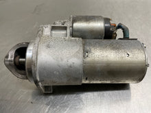 Load image into Gallery viewer, Starter Motor Hyundai Genesis 2012 - NW170516