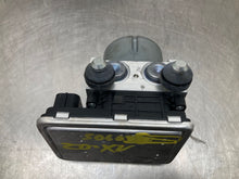 Load image into Gallery viewer, ABS Pump XV CROSSTREK 2020 - NW427081