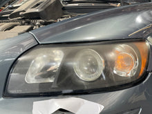 Load image into Gallery viewer, HEADLIGHT LAMP ASSEMBLY Volvo S40 V40 V50 04 05 06 07 Left - NW427771