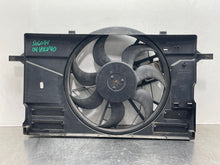 Load image into Gallery viewer, RADIATOR FAN ASSEMBLY C30 V40 V70 2004 04 05 06 07 08 - NW427667