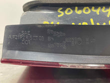 Load image into Gallery viewer, TAIL LIGHT LAMP ASSEMBLY Volvo S40 V40 04 05 06 07 Right - NW427945