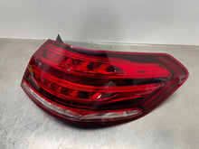 Load image into Gallery viewer, OUTER TAIL LIGHT LAMP E250 Van E250D E300 E350 E400 E550 E63 14-16 Right - NW427943