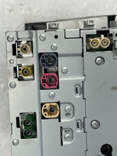 Load image into Gallery viewer, Radio MERCEDES E-CLASS 2015 - NW427851