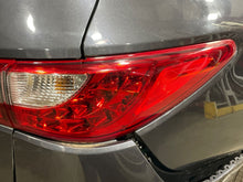 Load image into Gallery viewer, OUTER TAIL LIGHT LAMP JX35 QX60 2013 13 2014 14 2015 15 Right - NW428348