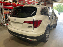 Load image into Gallery viewer, CARRIER ASSEMBLY MDX TLX Pilot Ridgeline 15 16 17 18 19 - NW428509