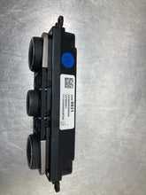 Load image into Gallery viewer, Temperature Controls Buick Enclave 2013 - NW429114