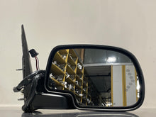 Load image into Gallery viewer, SIDE VIEW MIRROR Silverado 1500 2500 Pickup 04 05 06 07 Right - NW50984