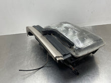 Load image into Gallery viewer, HEADLIGHT LAMP ASSEMBLY Range Rover 2000 00 2001 01 2002 02 Right - NW429127