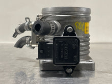 Load image into Gallery viewer, THROTTLE BODY Discovery Range Rover 2000 00 2001 01 02 - NW429303