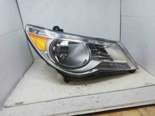 Load image into Gallery viewer, HEADLIGHT LAMP ASSEMBLY Volkswagen Routan 09 10 11 12 13 14 Right - NW103746