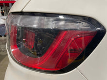 Load image into Gallery viewer, OUTER TAIL LIGHT LAMP Jeep Compass 17 18 19 20 Right - NW429306