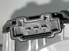 Load image into Gallery viewer, TAIL LIGHT LAMP ASSEMBLY E320 E430 E55 00 01 02 Right - NW429310
