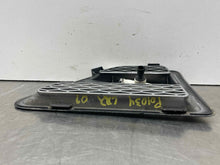 Load image into Gallery viewer, SIDE MARKER LAMP LIGHT LR2 LR3 Range Rover Sport 09-16 Fender Mounted - NW83391