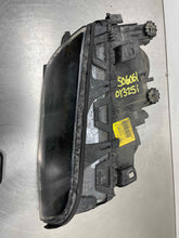 Load image into Gallery viewer, HEADLIGHT LAMP ASSEMBLY 320i 323i 323ic 323is 325ci 325i 328i 99-01 Right - NW429518