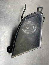 Load image into Gallery viewer, FOG LIGHT 528i 550i 535i 2008 08 2009 09 2010 10 Right - NW429490