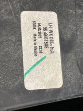 Load image into Gallery viewer, TAIL LIGHT LAMP ASSEMBLY Grand Cherokee 2005 05 2006 06 Left - NW179764