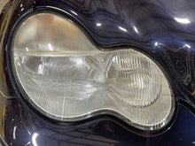 Load image into Gallery viewer, HEADLIGHT LAMP ASSEMBLY C230 C240 C32 C320 01 02 03 04 Right - NW429896