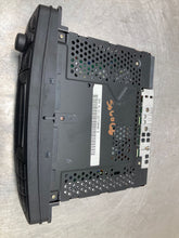 Load image into Gallery viewer, RADIO RECEIVER C230 C40 C320 C32 2001 01 2002 02 2003 03 2004 04 - NW429973