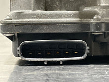 Load image into Gallery viewer, THROTTLE BODY Subaru Legacy Tribeca 10 11 12 13 14 15 16 - NW178595