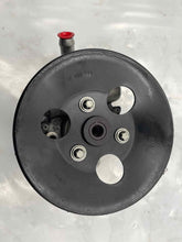 Load image into Gallery viewer, POWER STEERING PUMP Saab 9-5 2002 02 2003 03 - NW164034