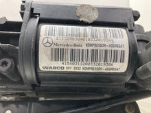 Load image into Gallery viewer, AIR RIDE COMPRESSOR E350 E550 CLS500 CLS55 CLS550 CLS63 E280 00-11 - NW429699