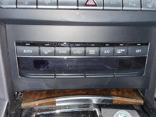 Load image into Gallery viewer, Temperature Controls MERCEDES E-CLASS 2014 - NW430725